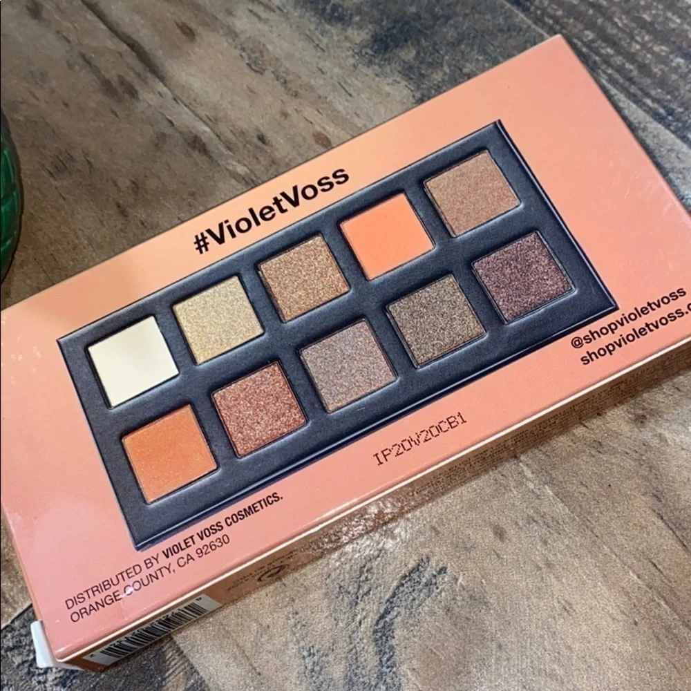 Violet Voss eyeshadow palette 10‎ shades new
